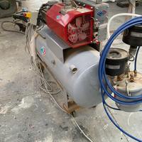 Pompa per vuoto con resin trap
