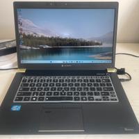 Notebook Toshiba, IntelCorei7 8665U,SSD da 500 G