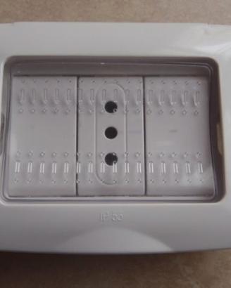 Placca autoportante stagna IP55