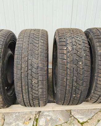 pneumatici invernali con cerchi in ferro 185/55/15