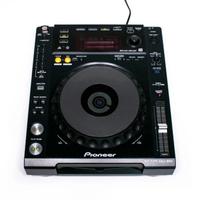 CDJ 850