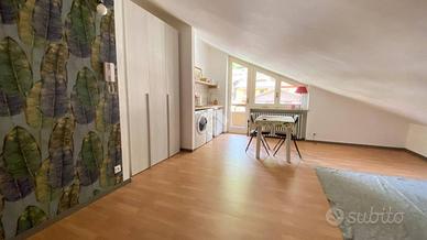 MONOLOCALE A ROSSANA