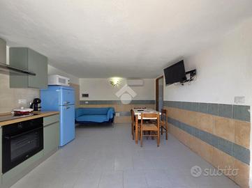 2 LOCALI A BARI SARDO