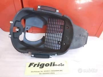 GRIGLIA RUNNER 180 2T 2000 RICAMBI GILERA plastich
