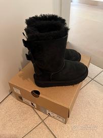Stivaletti bimba, UGG, neri scamosciati, n.26