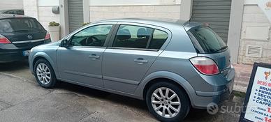 OPEL Astra 3ª serie - 2004