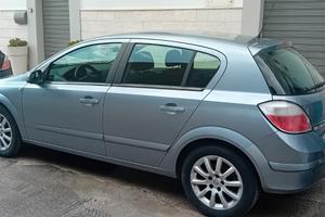 OPEL Astra 3ª serie - 2004