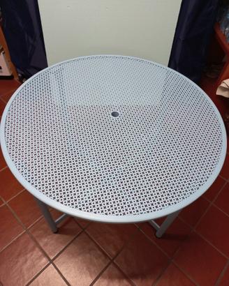Tavolo in ferro