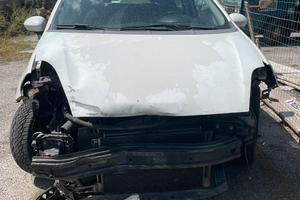 Punto evo GPL 2010 incidentata