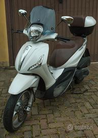 Beverly 350