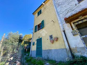 CASA SEMINDIPENDENTE A BARGAGLI