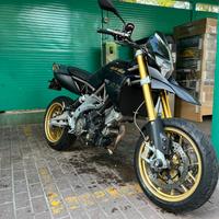 Aprilia Dorsoduro 750