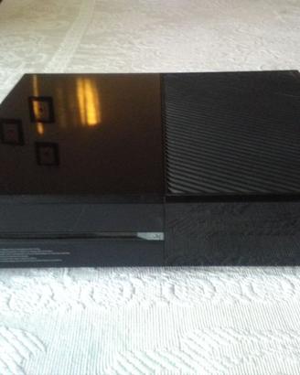 Console Microsoft Xbox One (modello con lettore)