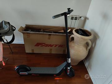 Monopattino elettrico Fantic TX2