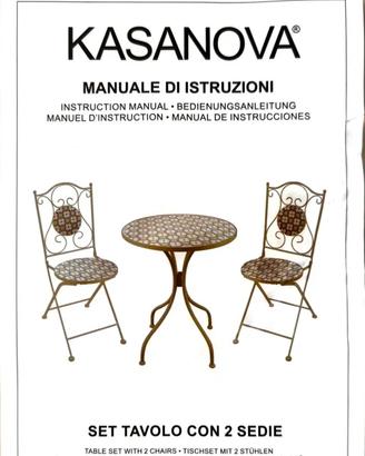Tavolo e sedie per esterni