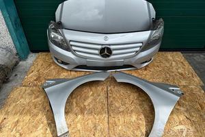 Muso Mercedes Classe B 180 1.5 D anno 2012/15