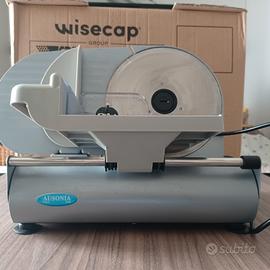 affettatrice elettrica uso domestico 