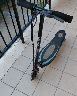 Monopattino elettrico 