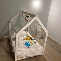 lettino montessori per bambini