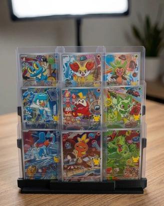 Espositore porta carte pokemon e altre 9 POSTI