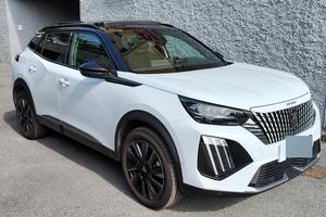 Peugeot 2008 Pure Tech 130 S&S EAT8  GT 