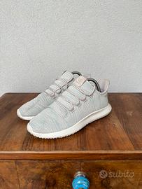 Scarpe Adidas taglia 40 (utilizzate 2 volte)