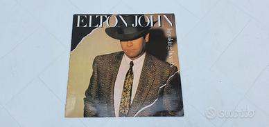 Elton John - Breaking Hearts