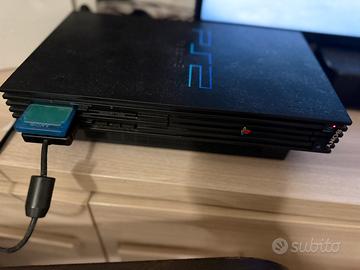 Playstation 2 ps2 con memory joystick e 14 giochi