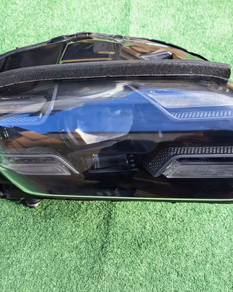 PORSCHE TAYCAN 9J1 FULL LED MATRIX Faro Fanale Des