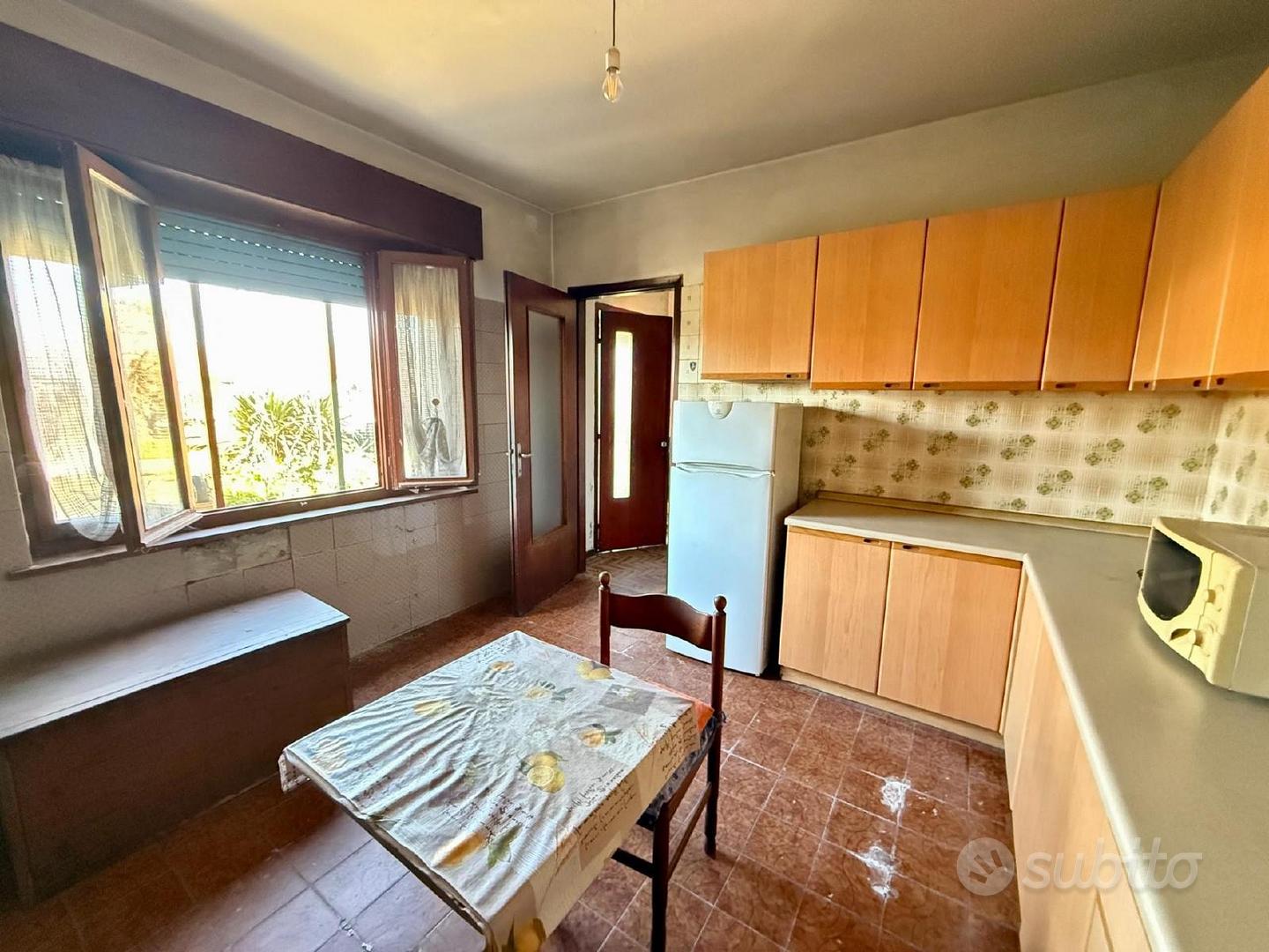 Casa colonica indipendente immersa nel verde - Vista 5