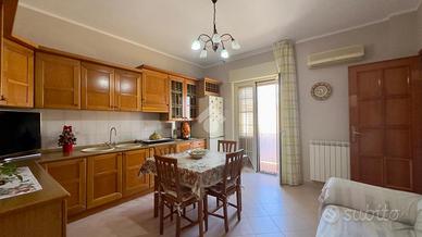 5 LOCALI A PARTINICO