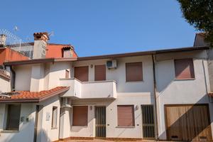 Proprietà indipendente di 237 m² a Travettore