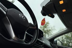 VOLKSWAGEN,T-ROCK