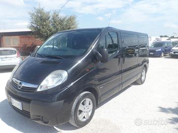Opel Vivaro 9 posti maxi