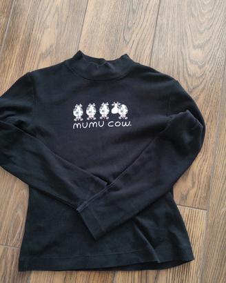 T-shirt nera manica lunga.taglia S.. 12 anni