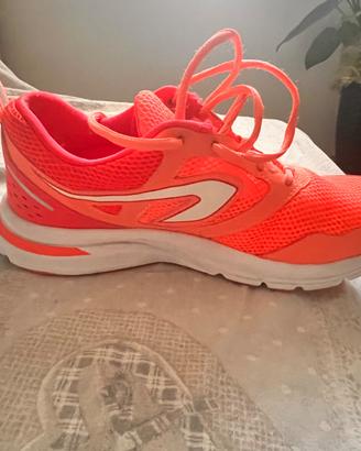 Scarpe da ginnastica numero 39