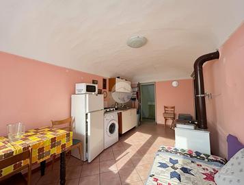 3 LOCALI A LOCANA