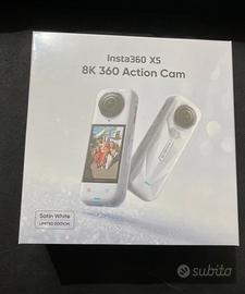 Insta360 x5 bianca