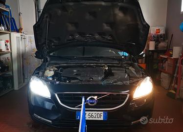 Kit completi luci a led auto con montaggio 