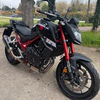 Honda Hornet 750