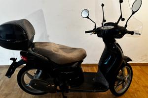 Aprilia Scarabeo 100 4T