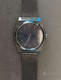 Nixon time teller milanese