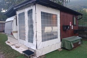 Roulotte stanziale con veranda e cucina