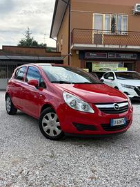 Opel Corsa 1.2 5 porte Cosmo