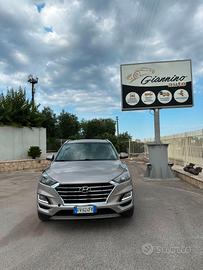 HYUNDAI TUCSON 1.6 CRDi Exellence