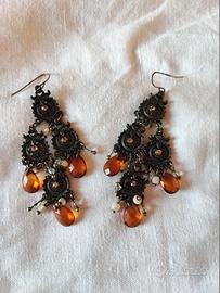 Orecchini metallo ottonato e pietre ruggine