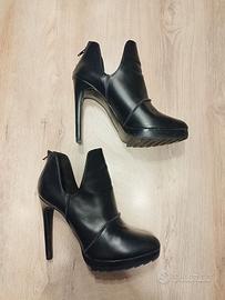 Stivaletti tronchetti Zara 39
