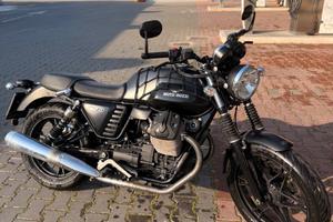 Moto guzzi v7 II Stone Abs