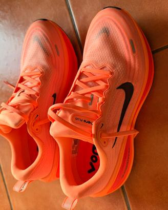 Nike Vomero Plus 44.5