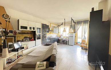 BILOCALE CON BALCONE